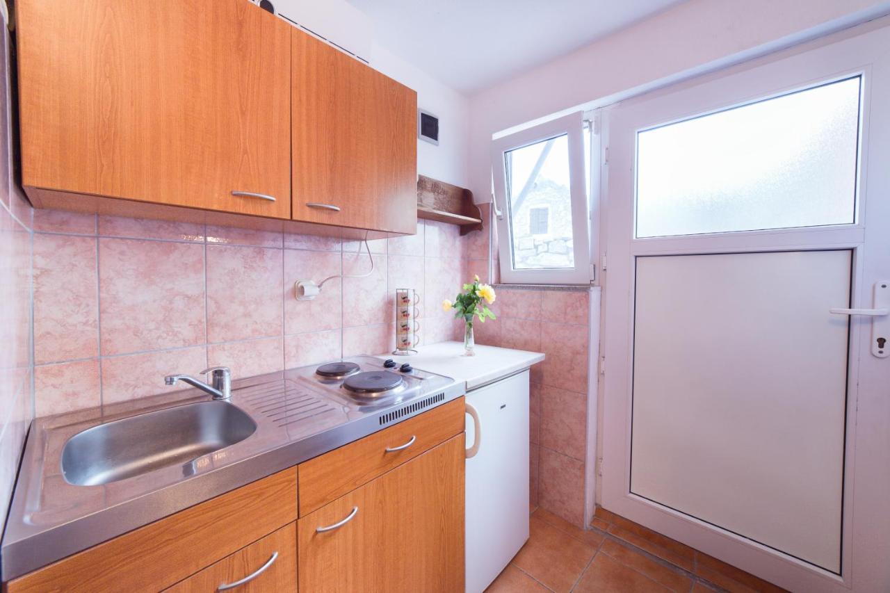 Apartment Mika Vodice Exterior photo